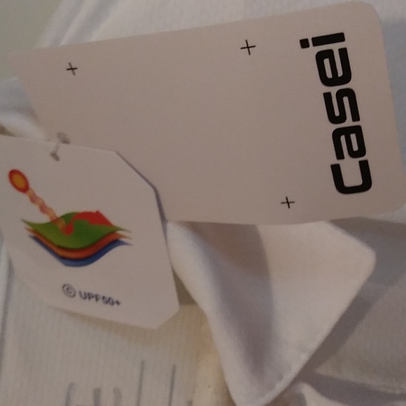 NWT Casei UV protection white polo - Picture 4 of 7